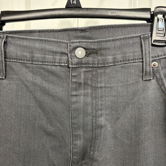 Levi’s 541 Jeans Mens 42x30 Gray Athletic Fit Taper Stretch Big Tall Denim - Picture 2 of 11
